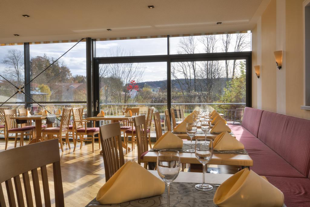 Stroebinger Hof - Therme Wellness Resort 바트엔도르프 외부 사진
