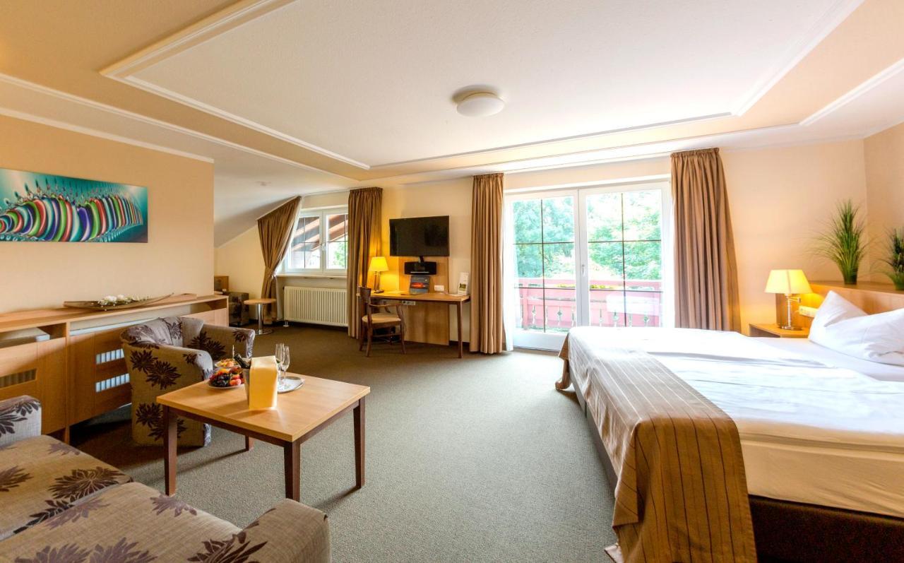 Stroebinger Hof - Therme Wellness Resort 바트엔도르프 외부 사진