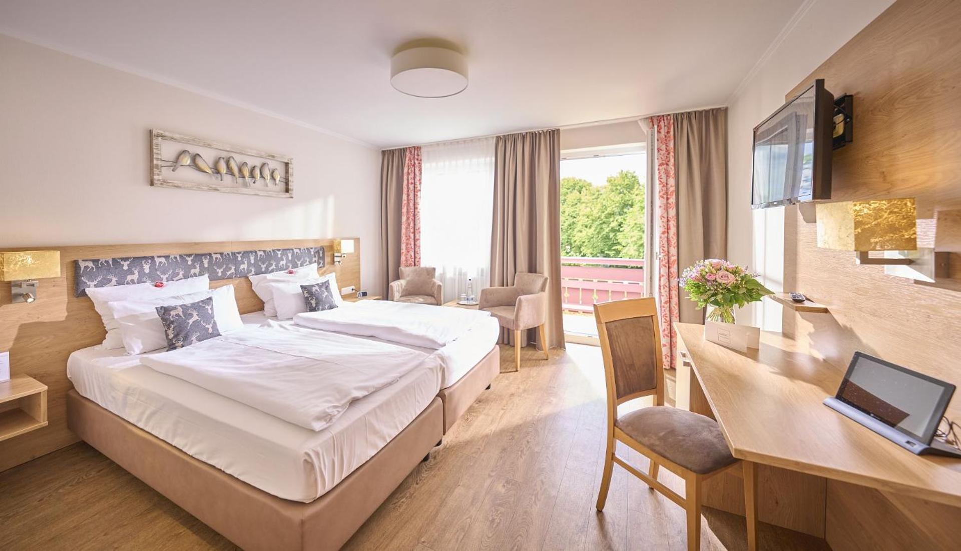 Stroebinger Hof - Therme Wellness Resort 바트엔도르프 외부 사진