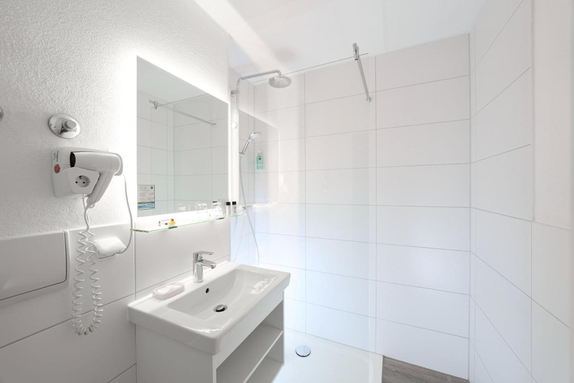 Stroebinger Hof - Therme Wellness Resort 바트엔도르프 외부 사진