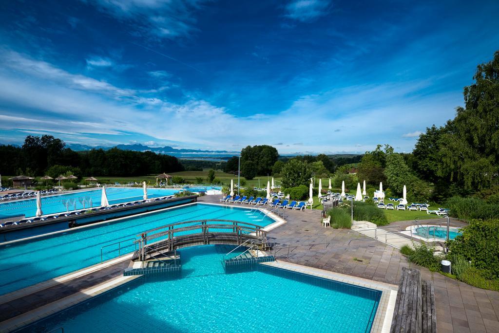 Stroebinger Hof - Therme Wellness Resort 바트엔도르프 외부 사진